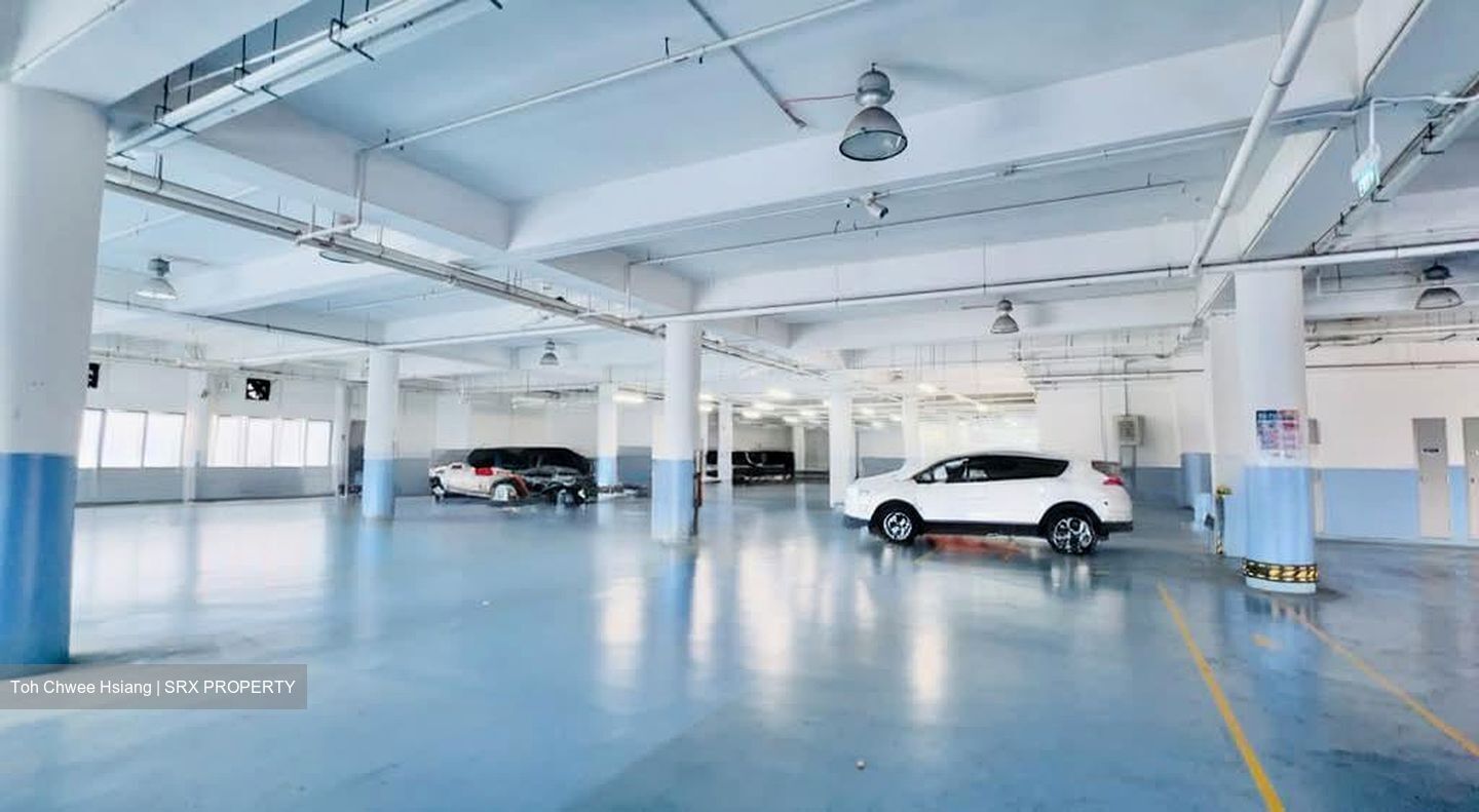 Lorong 8 Toa Payoh (D12), Factory #584463901